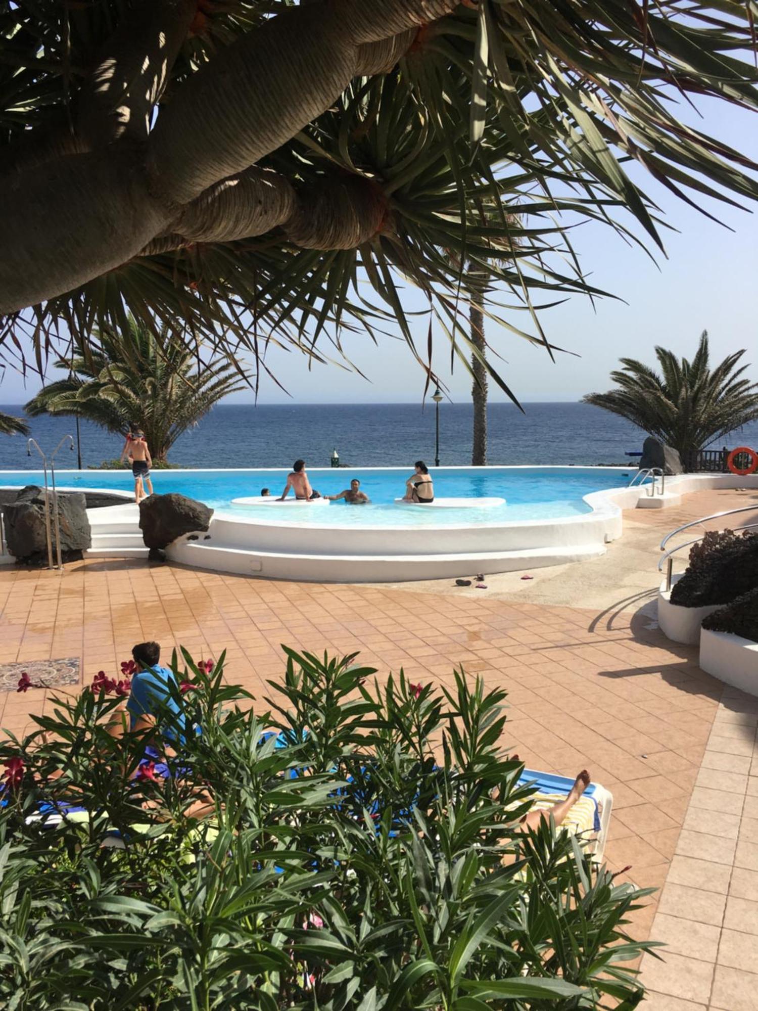 Costa Teguise Luxury First Line Apartment Bagian luar foto