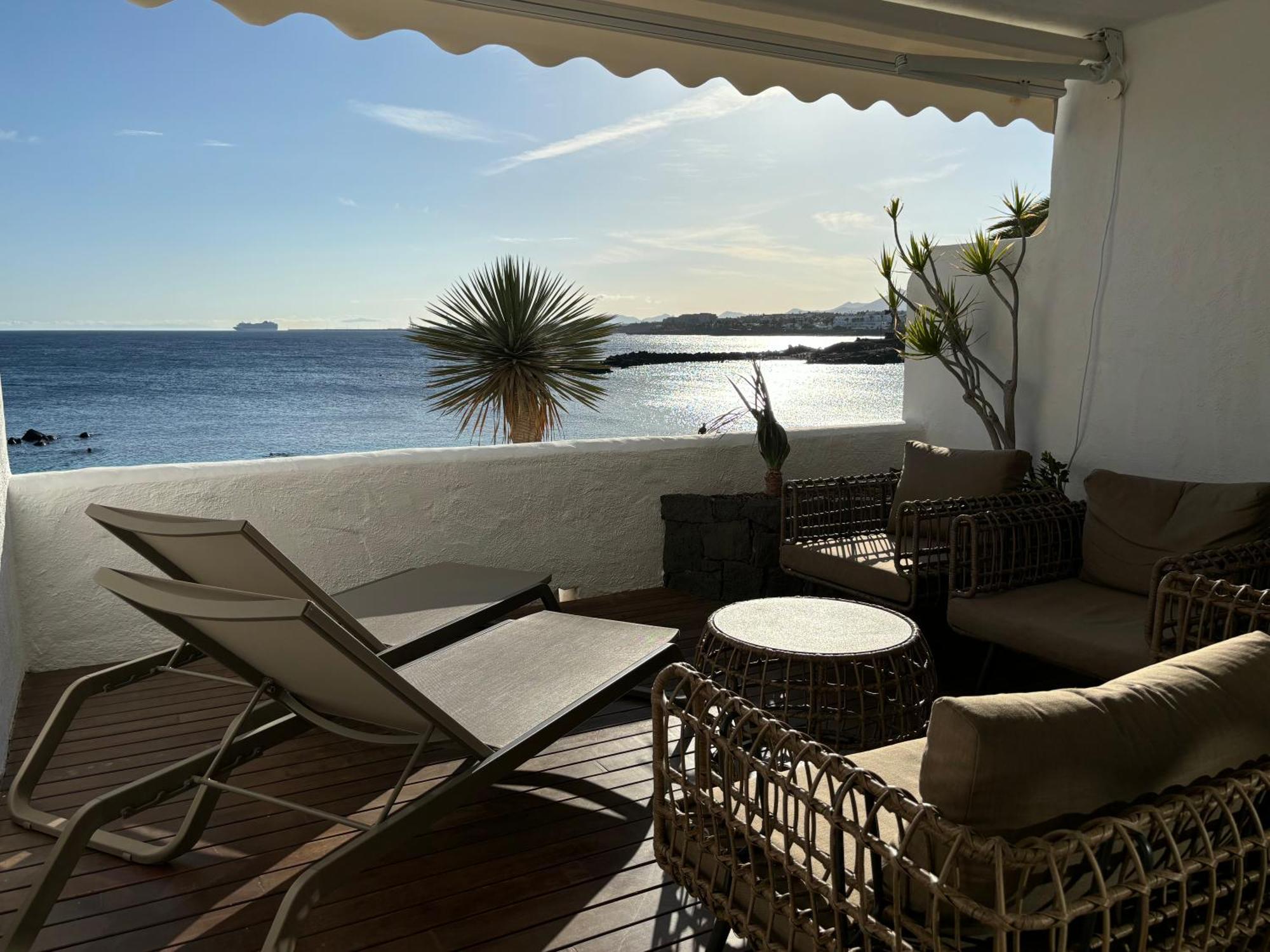 Costa Teguise Luxury First Line Apartment Bagian luar foto